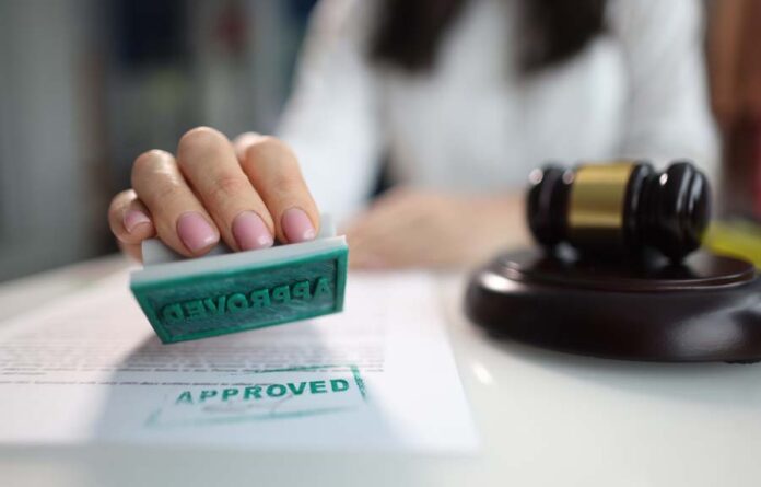 Court allows concurrent recovery and winding-up actions Court concurrent recovery winding-up actions