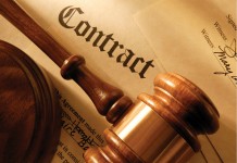 合同中争议解决条款的拟定 Contract_with_gavel