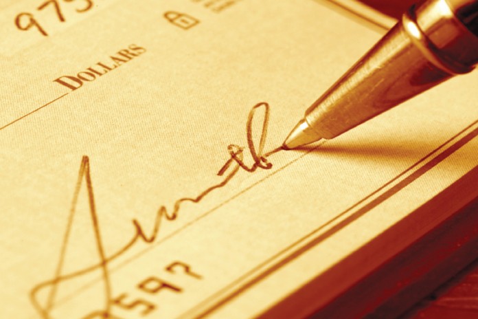 Judges deliver split verdict on cheque bounce issue