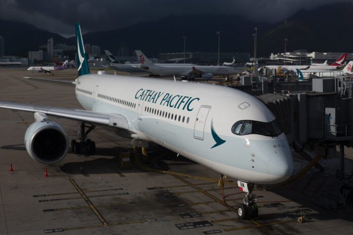 cathay-aviation-airport-flight Cathay