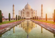 Isle of Man firm eyes India India Taj Mahal