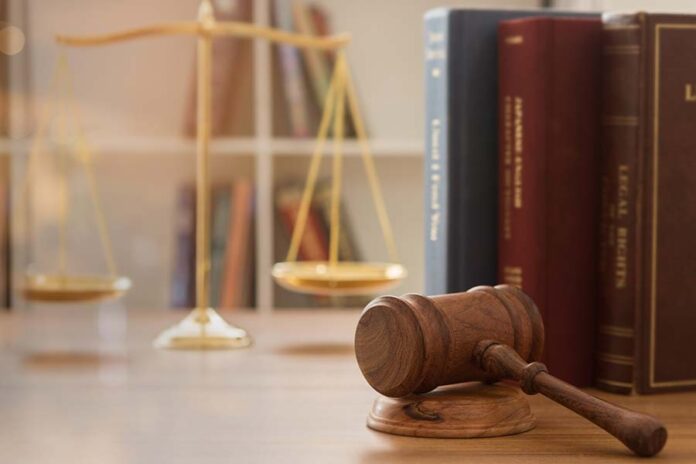 Law school under scrutiny Law books