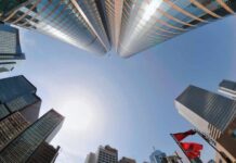 保诚席卷香港 香港前景喜忧参半 保诚来港,-香港前景喜忧参半-Prudential-comes-to-town-and-calms-worries-over-Hong-Kong’s-future