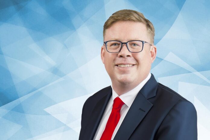 Andrew Roche Ashurst Baker Botts partner