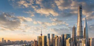 两家外资律所将调整中国业务