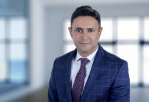 Sumit Sinha’s team to bolster Phoenix Legal’s corporate practice Sumit Sinha's team bolster Phoenix legal
