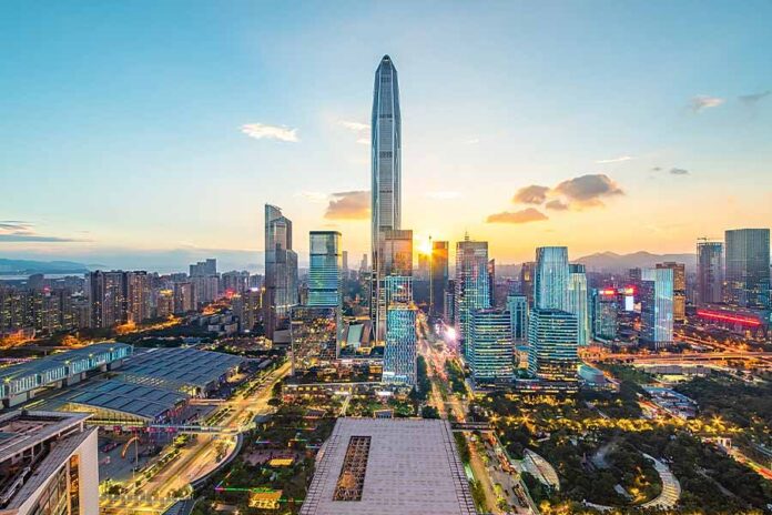 功承瀛泰南下落子深圳
