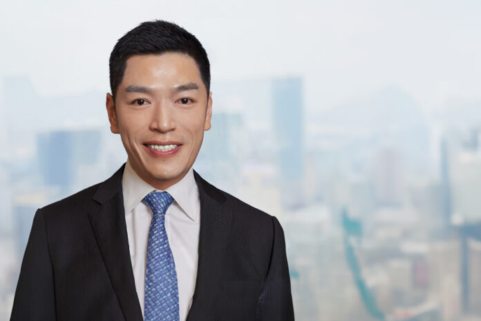 Dentons Hires Stephen Chan in Hong Kong