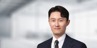 Senior lawyer hire boosts Bae, Kim & Lee’s real estate team Bae Kim & Lee hires David Pyun
