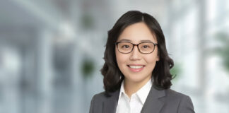 公司业务合伙人重返斐石中国